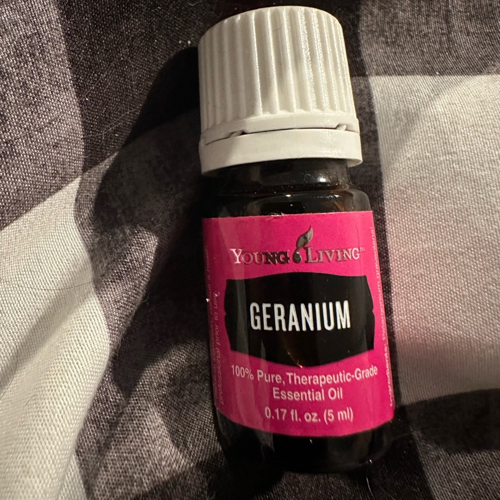 Geranium essential oil 5 ml